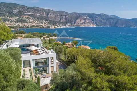 Luxury House Panoramic View hammam, jacuzzi, infinity pool, lift, roof terrace, 5 bedrooms in Saint Jean Cap Ferrat