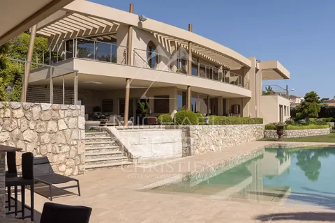 Contemporary Villa view Bay of Villefranche and the Bay of Angels Huge mirror pool with Jacuzzi, 6 bedrooms in Nice MZINC1358 for sale For Super Rich