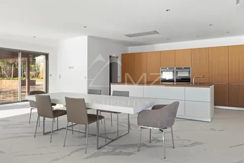 Modern Villa sea view over the bay of Cannes and the Lérins Islands swimming pool, summer kitchen, 6 bedrooms in Théoule Sur Mer top rental For Super Rich