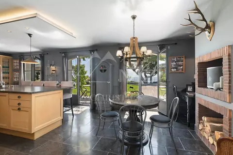 Premium Villa Secured domain Heated salted pool of 12x4m, 4 bedrooms in Cannes value rental For Super Rich