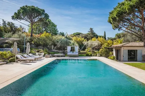 Premium Villa Near Village very large heated swimming pool, 9 bedrooms in Saint Tropez available rental For Super Rich