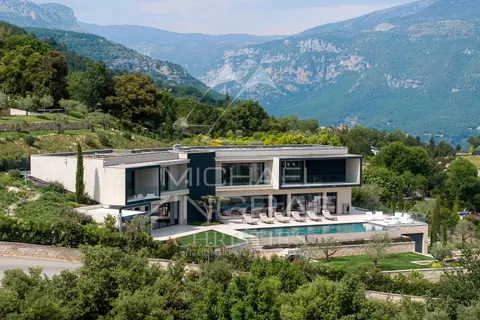 Contemporary Villa Panoramic sea and hills views infinity pool, 5 bedrooms in Chateauneuf Grasse 0 rental For Super Rich