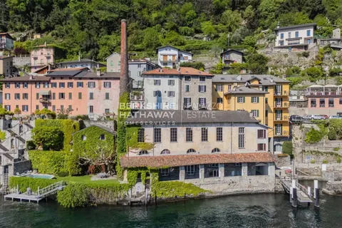 Luxury Villa La Filanda, breathtaking lakefront, pool and pier, 5 bedrooms in Brienno - Lake Como available for sale For Super Rich