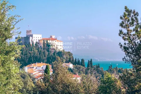 Design Villa Beach Front with a private beach, 7 bedrooms in Duino - Aurisina price for sale For Super Rich Design Villa Beach Front with a private beach, 7 bedrooms in Duino - Aurisina price for sale For Super Rich