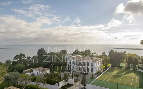 Luxury Villa New Florentine ​Super Cannes indoor swimming pool, wellness, sauna and hammam, 7 bedrooms in Vallauris available rental For Super Rich