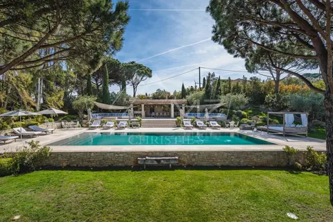 Premium Villa Near Village very large heated swimming pool, 9 bedrooms in Saint Tropez MZILOST348 rental For Super Rich