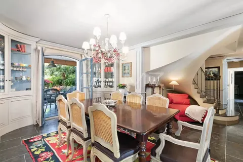 Premium Villa Secured domain Heated salted pool of 12x4m, 4 bedrooms in Cannes luxury rental For Super Rich