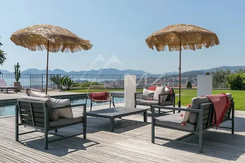 Premium Villa Secured domain Heated salted pool of 12x4m, 4 bedrooms in Cannes best rental For Super Rich