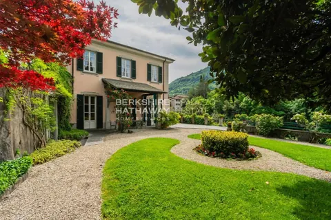 Historic Estate Villa Panoramic View, 8 bedrooms in Bellagio - lake Como Classified ads for sale For Super Rich