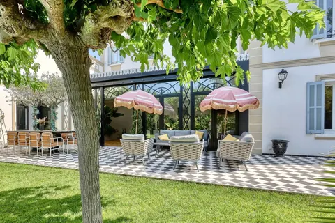 Bourgeois House Sea View walking distance from beach and port, 9 bedrooms in Sanary sur Mer CP2-017 for sale For Super Rich Bourgeois House Sea View walking distance from beach and port, 9 bedrooms in Sanary sur Mer CP2-017 for sale For Super Rich