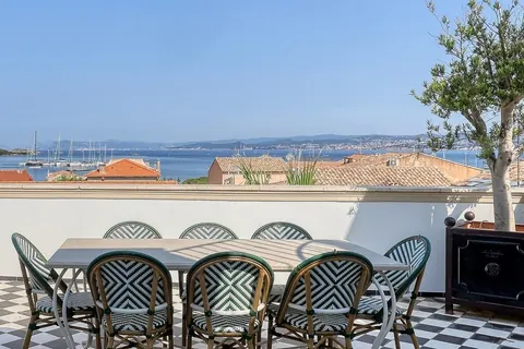 Bourgeois House Sea View walking distance from beach and port, 9 bedrooms in Sanary sur Mer best for sale For Super Rich Bourgeois House Sea View walking distance from beach and port, 9 bedrooms in Sanary sur Mer best for sale For Super Rich