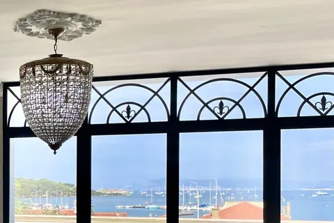 Bourgeois House Sea View walking distance from beach and port, 9 bedrooms in Sanary sur Mer real estate for sale For Super Rich Bourgeois House Sea View walking distance from beach and port, 9 bedrooms in Sanary sur Mer real estate for sale For Super Rich