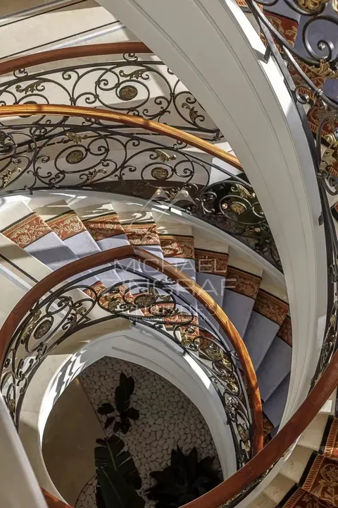 Luxury Villa New Florentine ​Super Cannes indoor swimming pool, wellness, sauna and hammam, 7 bedrooms in Vallauris exclusive rental For Super Rich