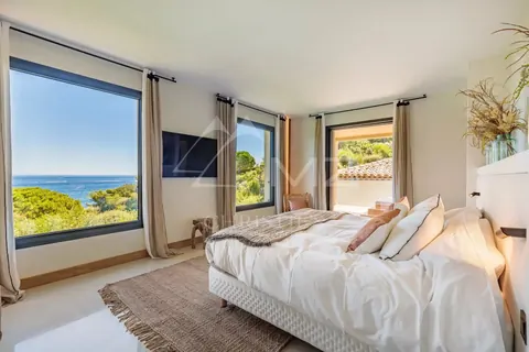 Modern Villa breathtaking sea view and direct access to the coastal path 16m swimming pool, 7 bedrooms in Saint Tropez best rental For Super Rich