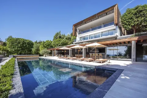 High-end Villa heated swimming pool, Synthetic tennis landscaped park, 7 bedrooms in Cannes - French Riviera vacation rental For Super Rich
