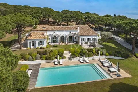 Country Villa terrace with sea view minutes walk beaches of Pampelonne, 5 bedrooms in Ramatuelle - French Riviera 0 rental For Super Rich Country Villa terrace with sea view minutes walk beaches of Pampelonne, 5 bedrooms in Ramatuelle - French Riviera 0 rental For Super Rich