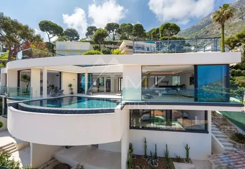Contemporary Villa overlooking the sea Infinity circle shape Swimming pool, 5 bedrooms in Eze - French Riviera 0 rental For Super Rich