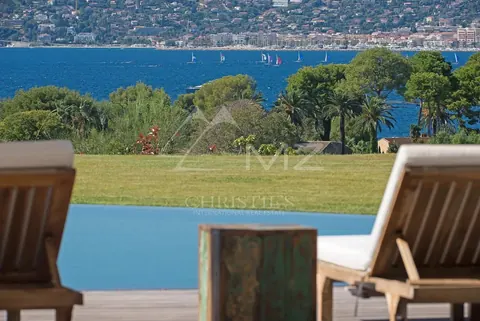 Contemporary Villa Right next to Eden Roc Heated pool with pool house, 7 bedrooms in Cap d'Antibes 0 rental For Super Rich