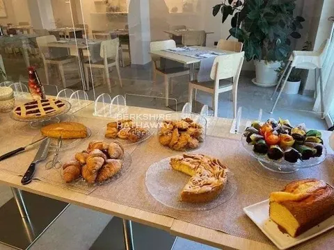 Premium Hotel heart of Marina di Pietrasanta, 26 bedrooms in Forte dei Marmi available for sale For Super Rich Premium Hotel heart of Marina di Pietrasanta, 26 bedrooms in Forte dei Marmi available for sale For Super Rich