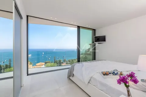 Contemporary Villa overlooking the sea Infinity circle shape Swimming pool, 5 bedrooms in Eze - French Riviera available rental For Super Rich