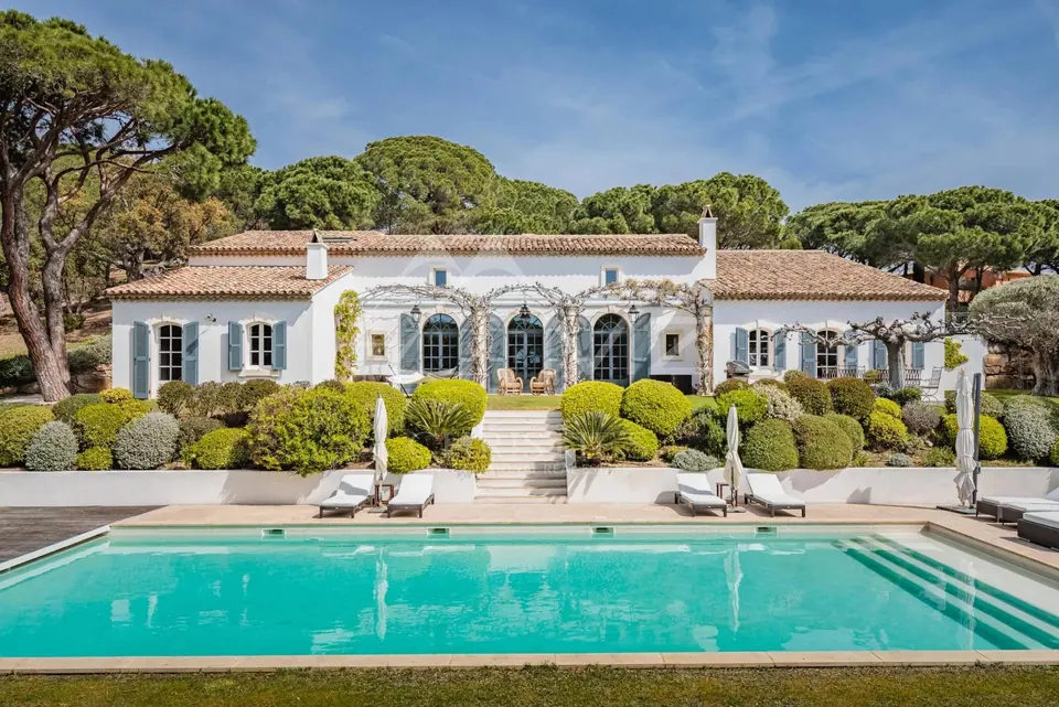 Country Villa terrace with sea view minutes walk beaches of Pampelonne, 5 bedrooms in Ramatuelle - French Riviera rental For Super Rich Country Villa terrace with sea view minutes walk beaches of Pampelonne, 5 bedrooms in Ramatuelle - French Riviera rental For Super Rich