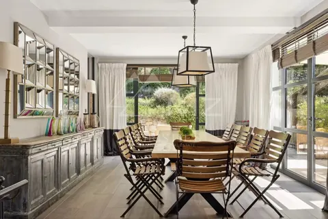 Elegant Villa views over the surrounding hills Swimming pool, pool house area, sauna, 8 bedrooms in Valbonne - French Riviera buy for sale For Super Rich