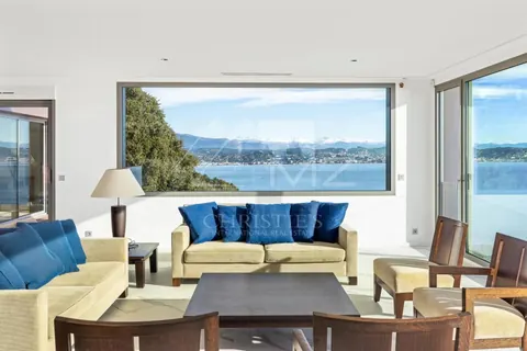 Modern Villa sea view over the bay of Cannes and the Lérins Islands swimming pool, summer kitchen, 6 bedrooms in Théoule Sur Mer deal rental For Super Rich