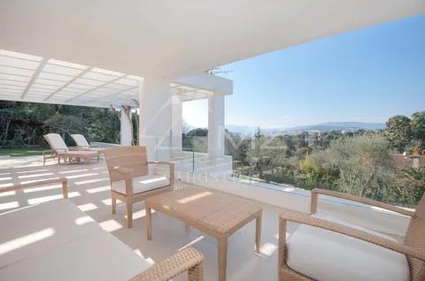 Modern Villa Heated 17x4m swimming pool La Californie, 5 bedrooms in Cannes price rental For Super Rich