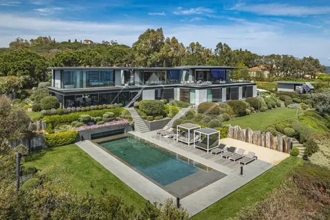 Modern Villa amazing sea view near Pampelonne beach (Club 55), 6 bedrooms in Ramatuelle