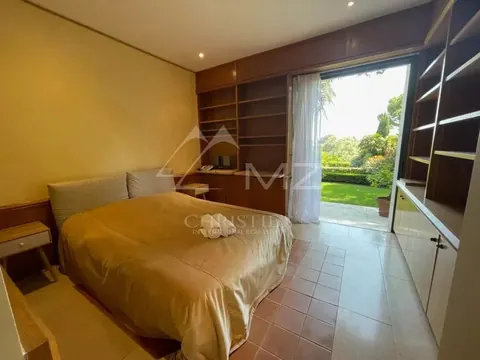 Elegant Villa Landscaped garden swimming pool and pool-house, 6 bedrooms in Cap d'Antibes ultra luxury rental For Super Rich Elegant Villa Landscaped garden swimming pool and pool-house, 6 bedrooms in Cap d'Antibes ultra luxury rental For Super Rich