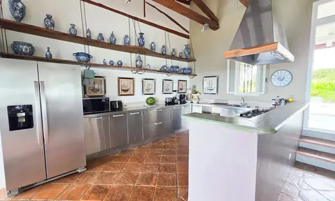 Country Villa Beach Front, panoramic Pacific Ocean views, 6 bedrooms in Boca Brava Island, Boca Chica, Chiriquí deal for sale For Super Rich