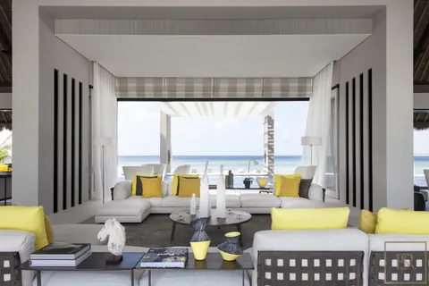 Luxury Private island Cheval Blanc breathtaking haven, 5 bedrooms in Randheli value rental For Super Rich