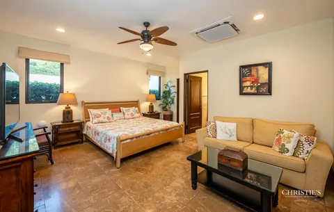 Luxury Villa Beach Front, 6 bedrooms in Playa Flamingo, Guanacaste exclusive for sale For Super Rich