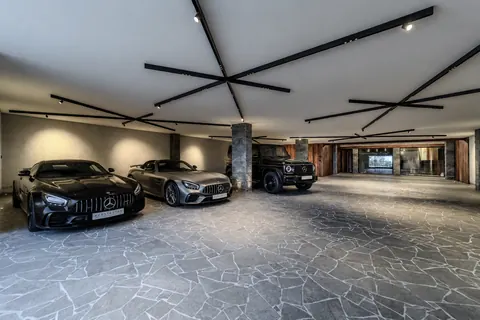 Luxury Villa Mountain View, 5 bedrooms in Kitzbühel value for sale For Super Rich