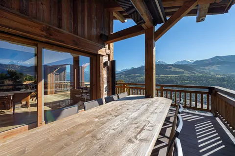 Luxury Chalet indoor swimming pool,  Panoramic mountain view, 6 bedrooms in Megève search for sale For Super Rich