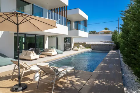 Architectural Villa Sea View Heated pool, 4 bedrooms in Vale Formoso Used for sale For Super Rich