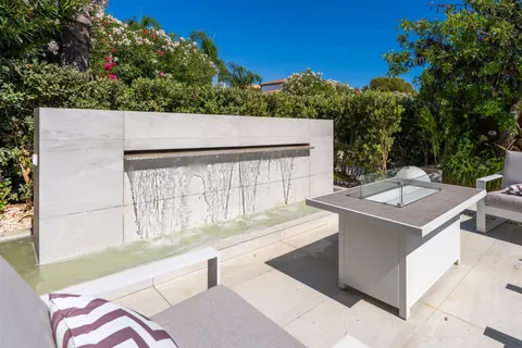 Luxury Villa Heated swimming pool, 5 bedrooms in Fonte Coberta - Lameiro value for sale For Super Rich