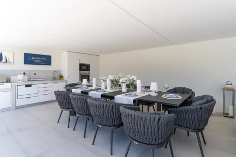 Luxury Villa Heated swimming pool, 5 bedrooms in Fonte Coberta - Lameiro real estate for sale For Super Rich