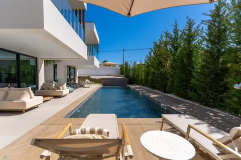 Architectural Villa Sea View Heated pool, 4 bedrooms in Vale Formoso expensive for sale For Super Rich