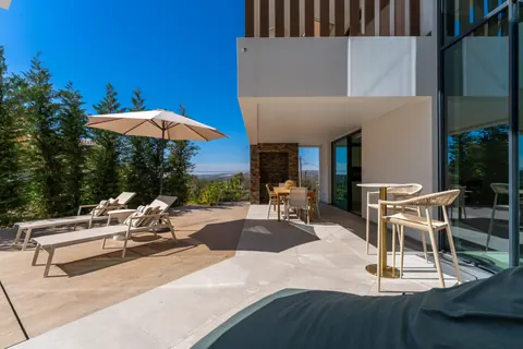 Architectural Villa Sea View Heated pool, 4 bedrooms in Vale Formoso exclusive for sale For Super Rich
