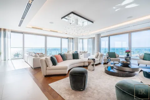 Luxury Penthouse W Residences beachfront, 4 bedrooms in Palm Jumeirah - Dubai New for sale For Super Rich