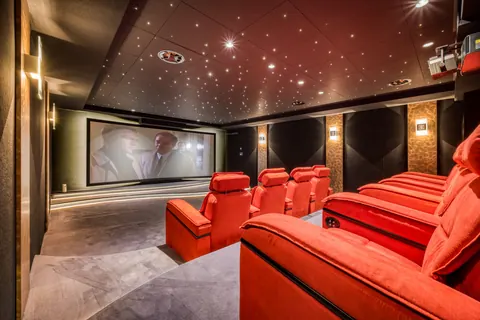 Luxury Chalet Panoramic View Mountain View, 9 bedrooms in Megève search rental For Super Rich