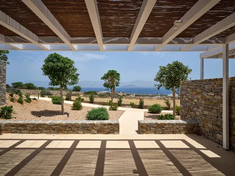 Modern Villa Beach Front uninterrupted views of the azure Aegean Sea, 6 bedrooms in Paros photos for sale For Super Rich