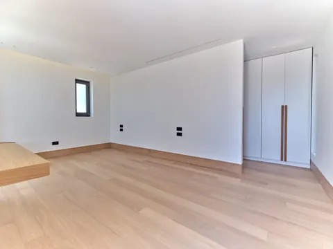 Modern Villa Beach Front uninterrupted views of the azure Aegean Sea, 6 bedrooms in Paros exclusive for sale For Super Rich