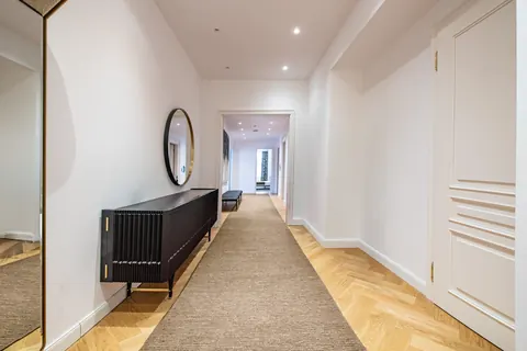 Luxury Apartment Panoramic View, 3 bedrooms in Vienna available for sale For Super Rich