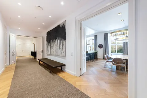 Luxury Apartment Panoramic View, 3 bedrooms in Vienna buy for sale For Super Rich