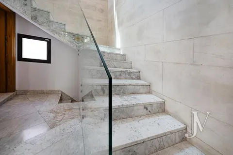 Luxury Villa Panoramic View Swimming pool, 7 bedrooms in Chamartín Madrid top for sale For Super Rich