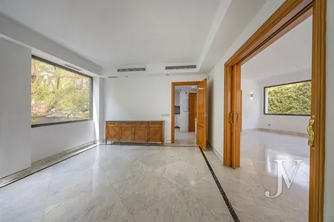 Luxury Villa Panoramic View Swimming pool, 7 bedrooms in Chamartín Madrid ultra luxury for sale For Super Rich