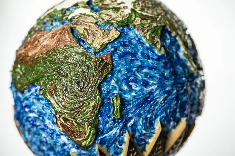 Erleuchten V - "Home" Table Lamp Unique for sale For Super Rich