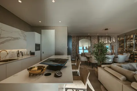 Luxury Penthouse Sea View swimming pool and jacuzzi, 3 bedrooms in Algarve search for sale For Super Rich